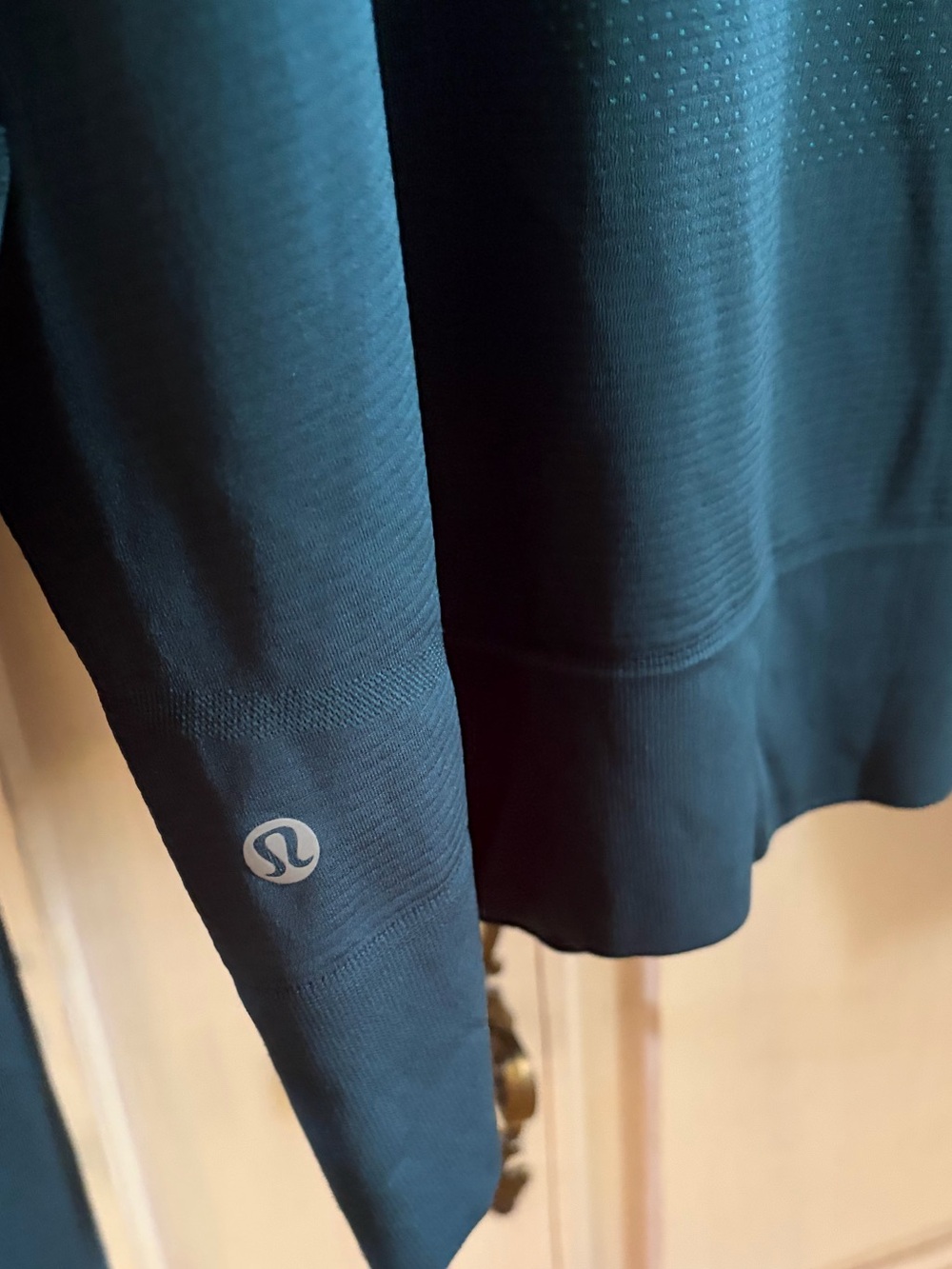 Lululemon Teal Half-Zip Performance top! 
NWOT